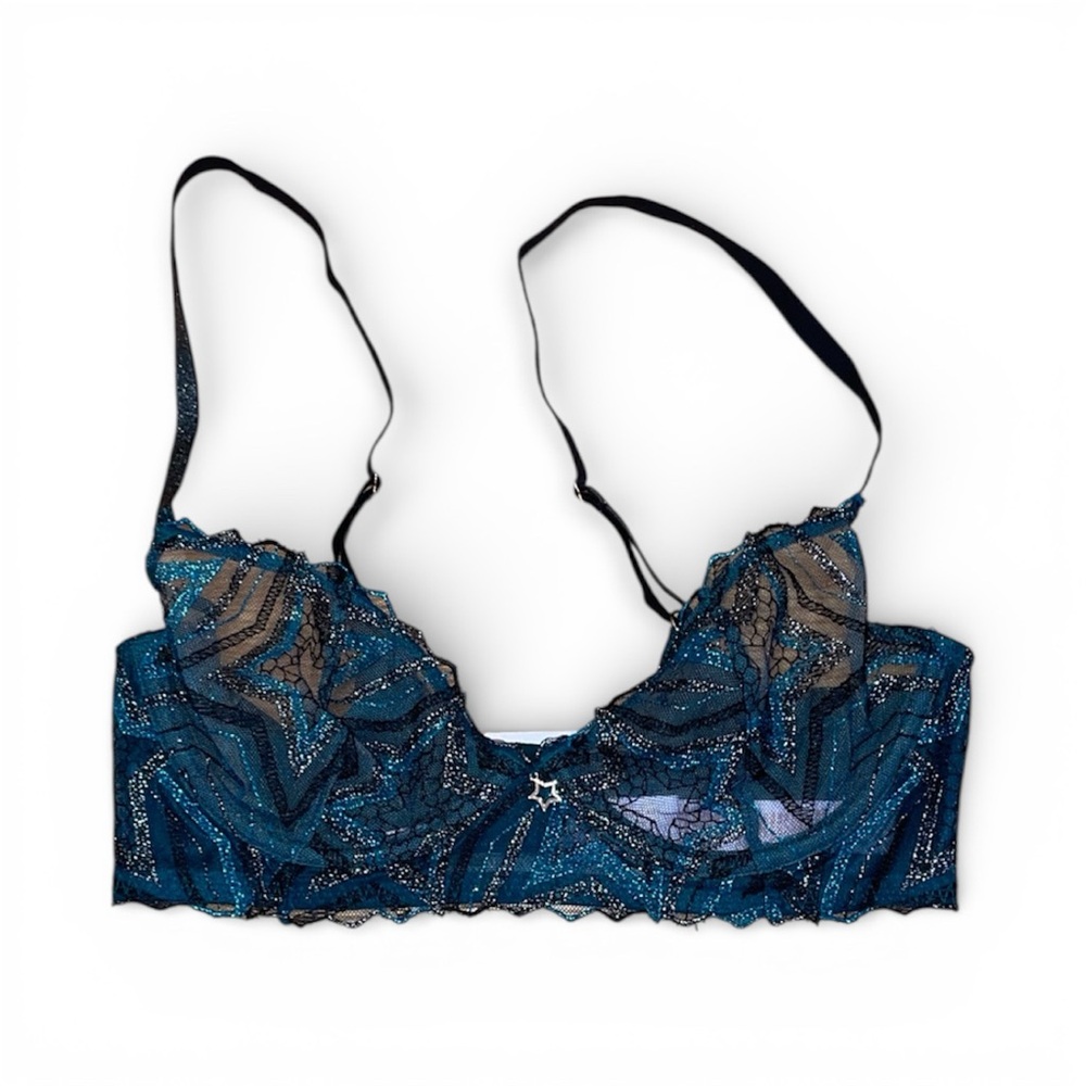 NWT savage X fenty green lace bralette